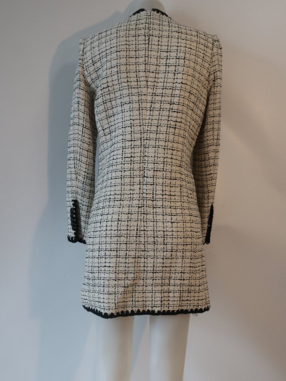 Womens Veronica Beard Palatine (Item-97) White Black Tweed Boucle V-Neck Dress 4 - Picture 14 of 16